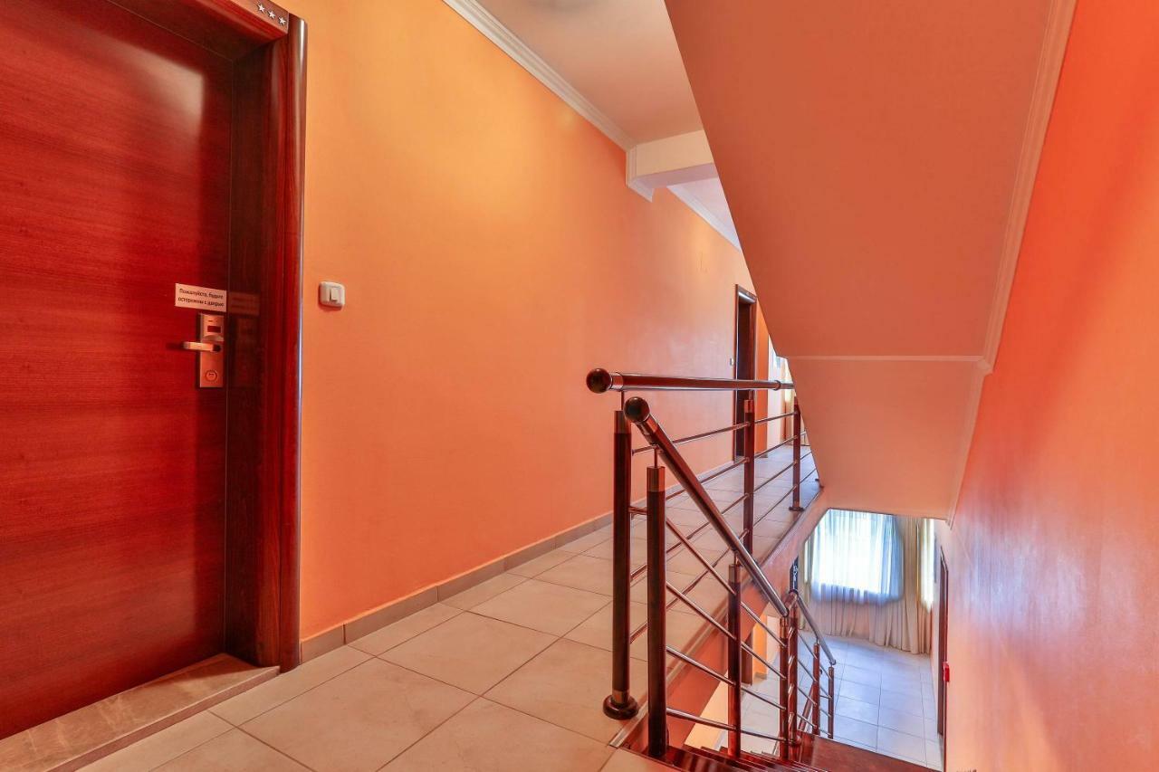 Villa Imperija Guesthouse 布德瓦 外观 照片