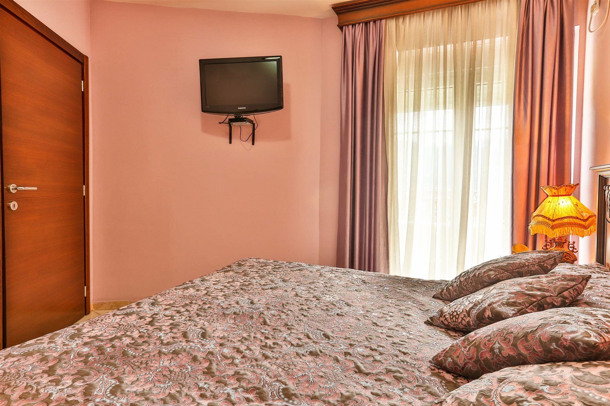 Villa Imperija Guesthouse 布德瓦 外观 照片